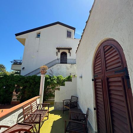 Casa Vacanze Villa Angelina Giardini-Naxos Extérieur photo
