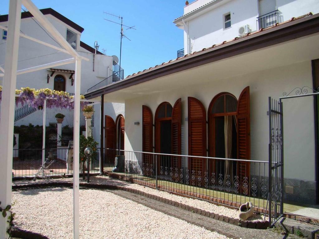 Casa Vacanze Villa Angelina Giardini-Naxos Extérieur photo